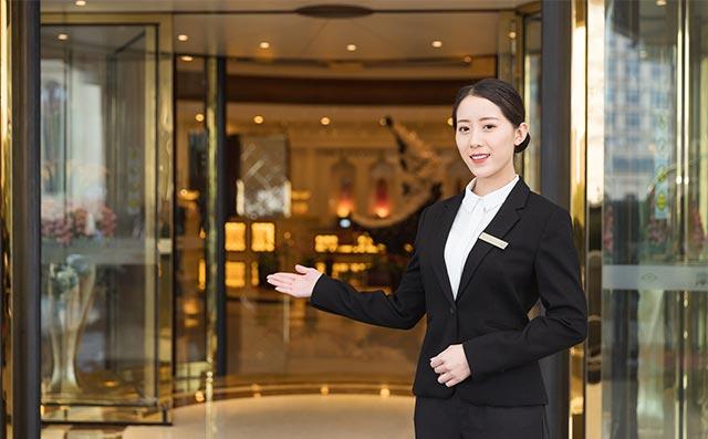 餐厅服务员礼仪技巧
